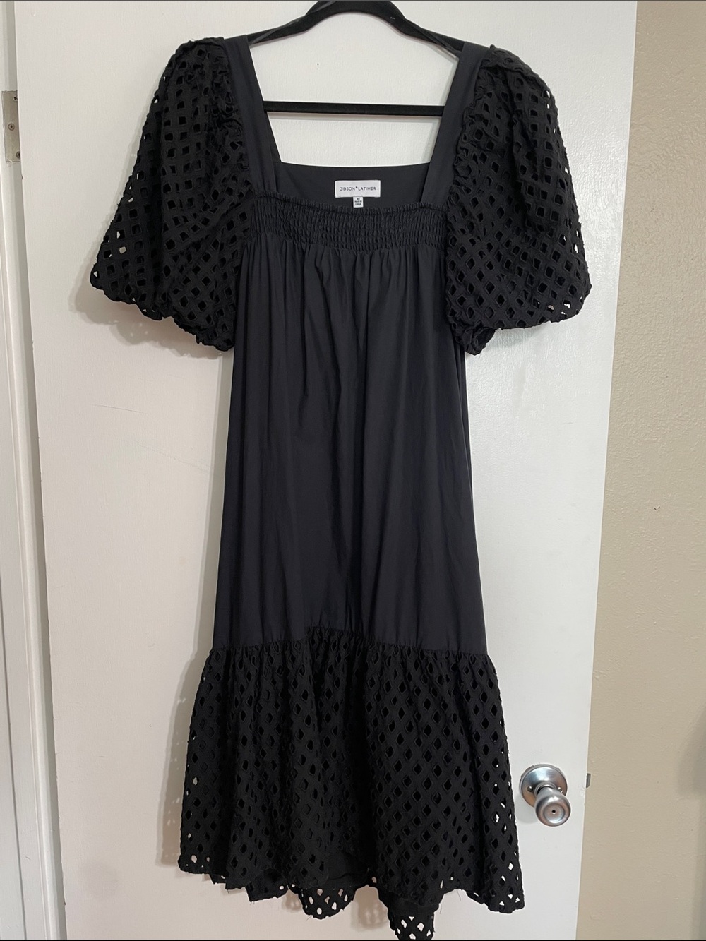 Gibson Latimer Black Eyelet Puff-Sleeve Midi Dress